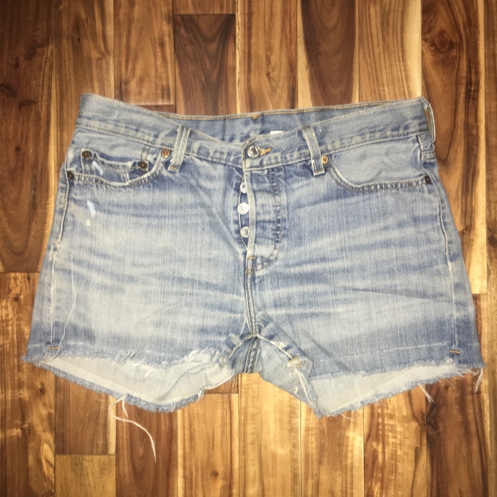 Vintage Relaxed Levi Denim Cutoff Shorts